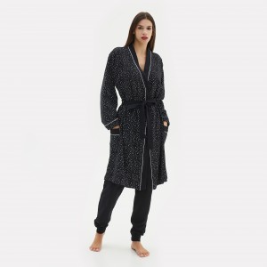 WOMAN ROBE WITH ALL OVER DOTS